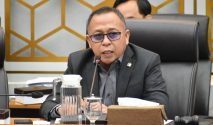 Anggota Komisi IV DPR RI, Agus Ambo Djiwa, saat menghadiri Rapat Dengar Pendapat Umum (RDPU) dengan DPRD Kabupaten Pasangkayu, Sulbar, di ruang rapat Komisi IV DPR RI, Kompleks Parlemen, Senayan, Jakarta, Senin (22/6/2026).